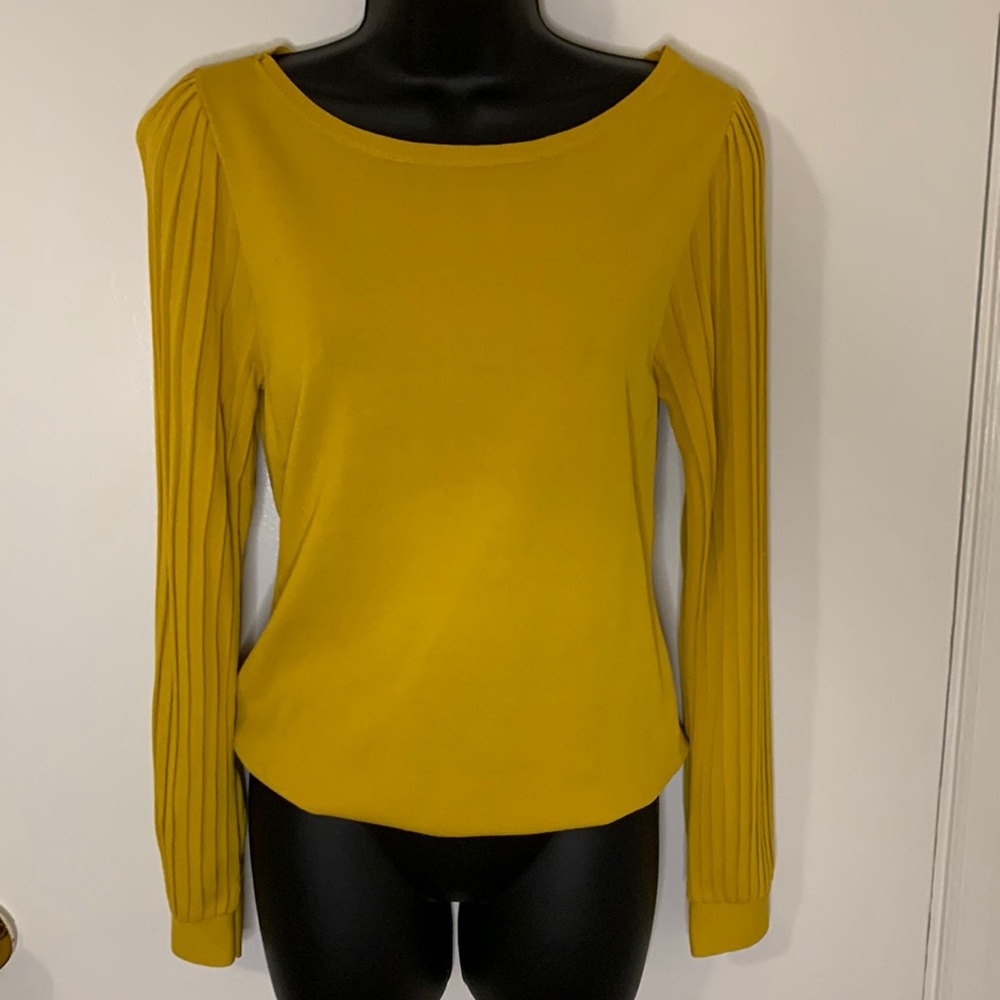 New York & Company Sweater